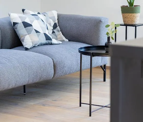 Apartament Elmi 33 *